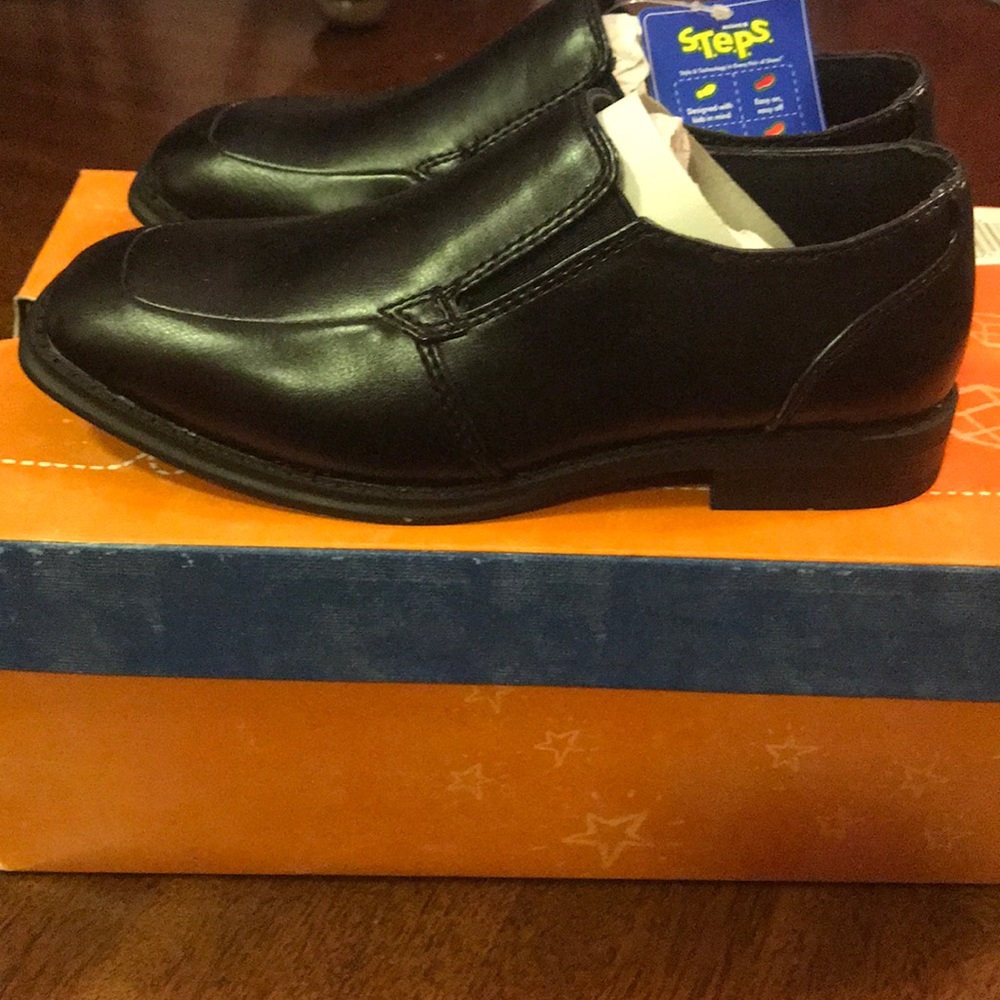 New 537 Sonoma boys slip on black dress shoes Christopher church youth party 1 - Picture 3 of 5